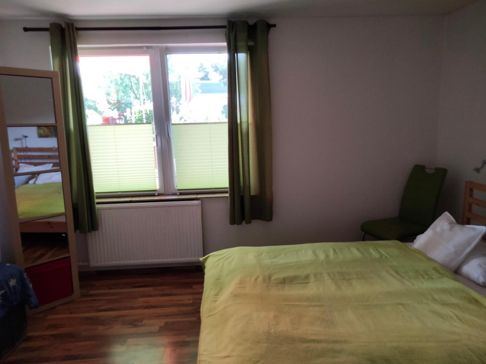Ferienwohnung Am Hausberg In Радебойл Екстериор снимка